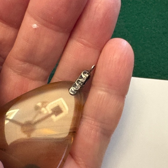 Vintage Triangular Carnelian Agate Pendant With Silver Plated Bail Bonus: Ribbon - Picture 5 of 9